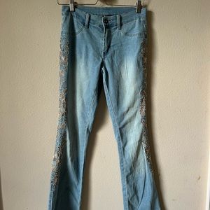 Jeans embroidered